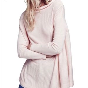 Lover rib split back pullover